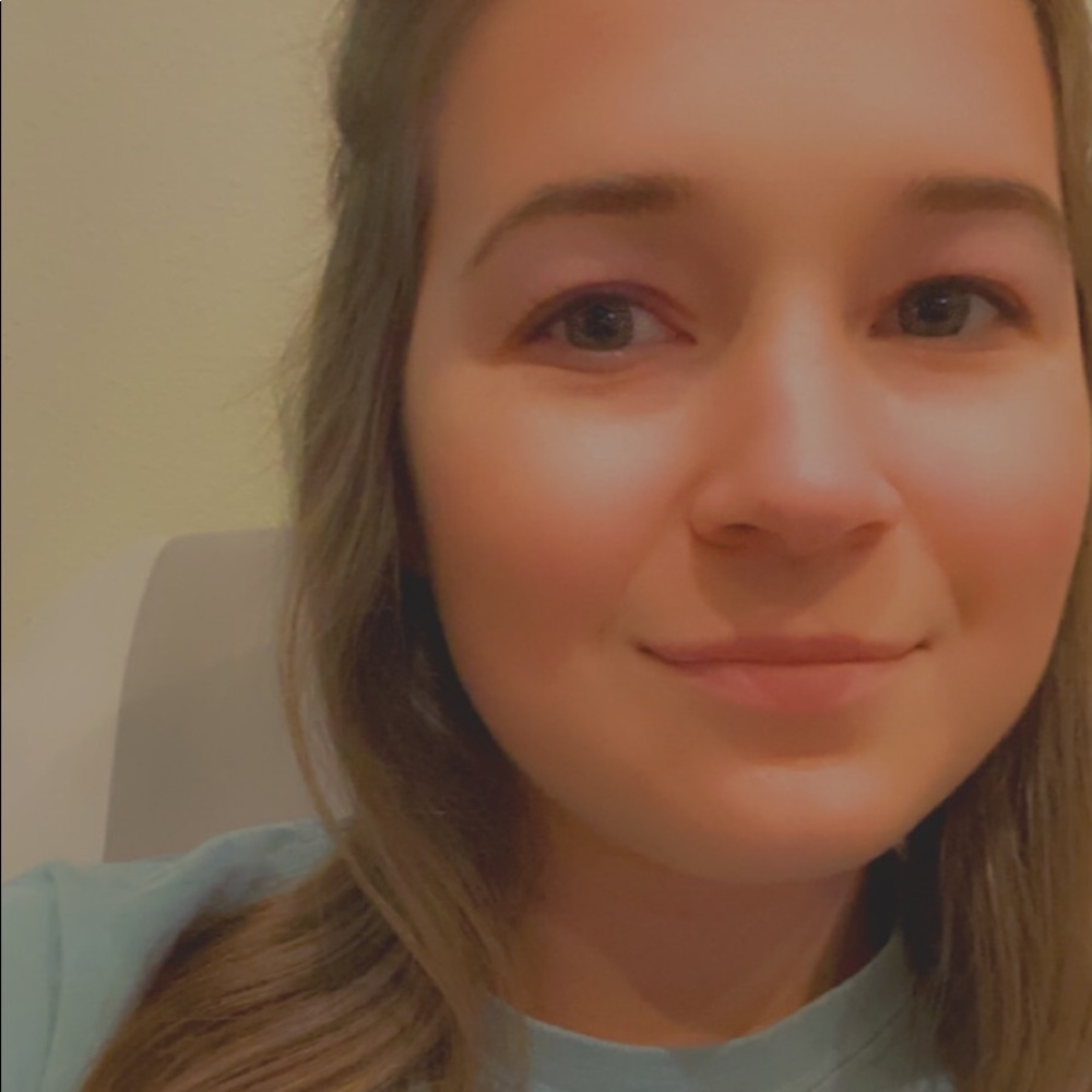 Meet your Posher, Chrissy